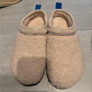 Bombas Cream Fleece Slippers